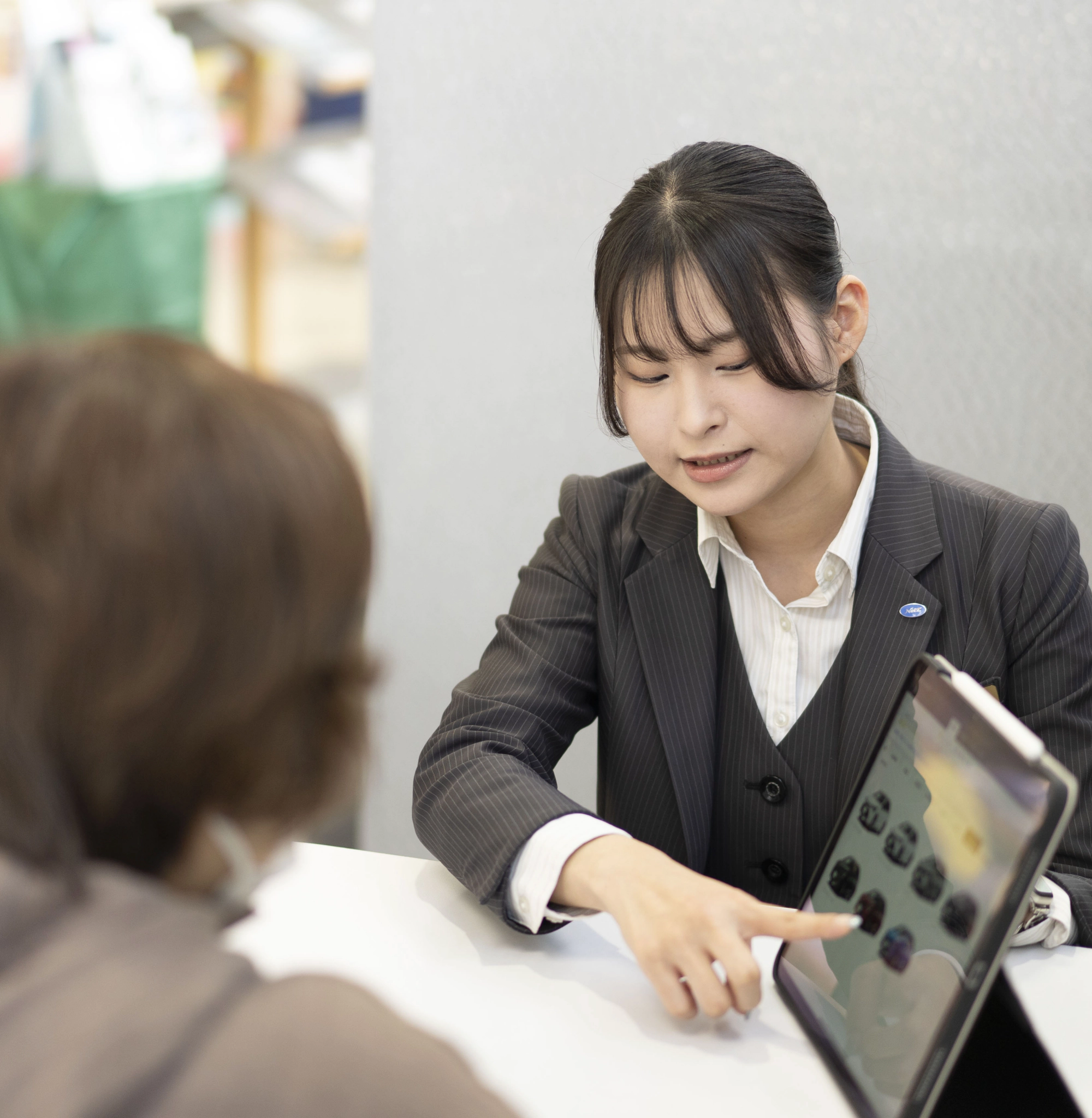 営業スタッフ 藤田さんのインタビュー写真